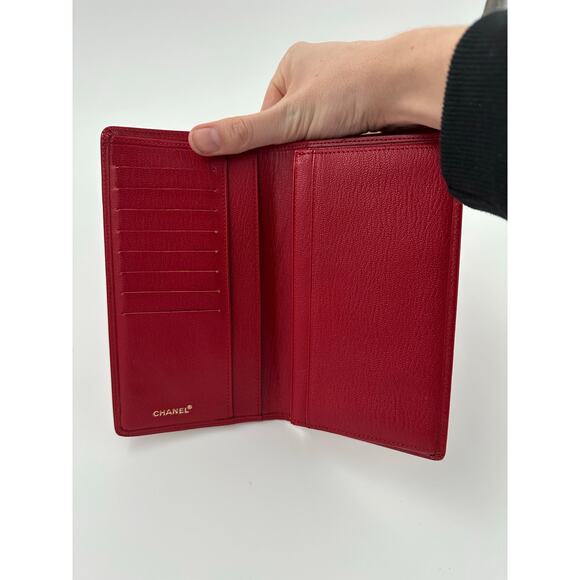 Chanel Classic Long Wallet Red Caviar Leather with Gold CC Logo - Picture 4 of 8
